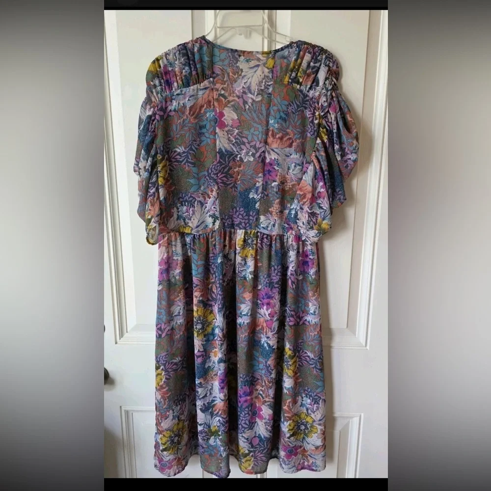Anthropologie Akemi + Kin Floral Sheer Midi Floral Dress Medium - Picture 7 of 9